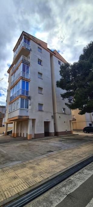 Sunrisemare Vacational Studio Rosas Exterior foto