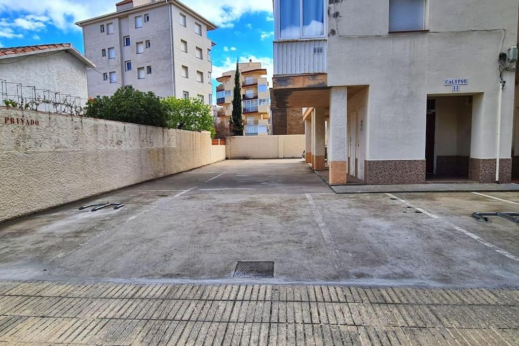 Sunrisemare Vacational Studio Rosas Exterior foto